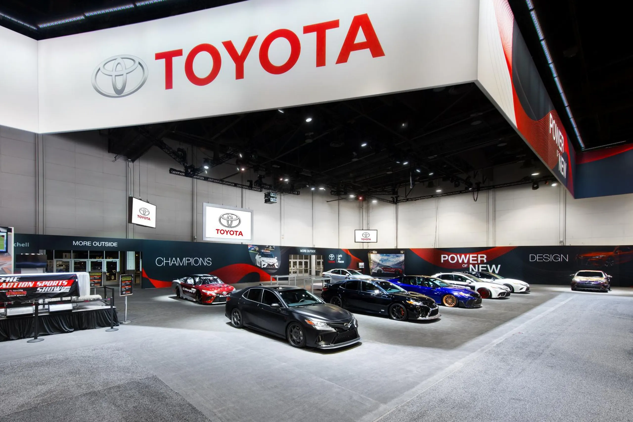 auto show angle two