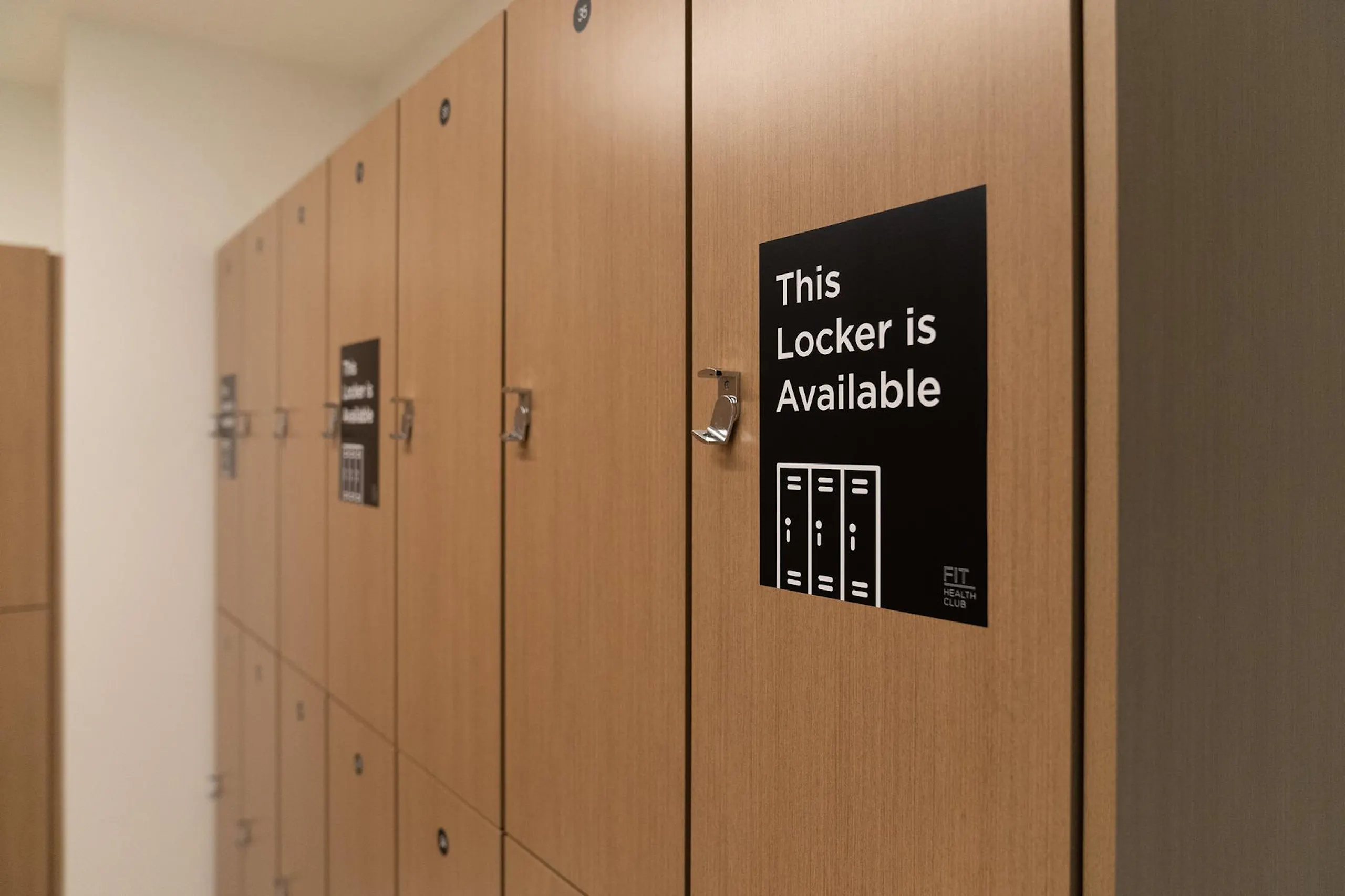 locker sign two