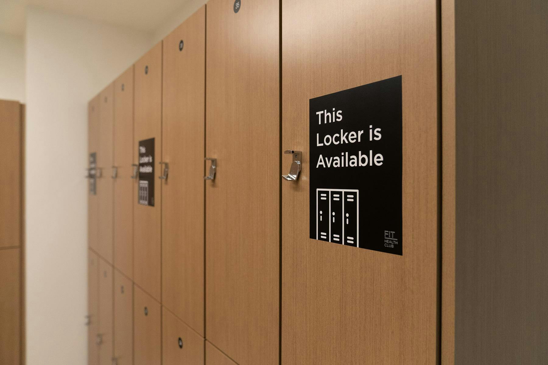 locker sign two