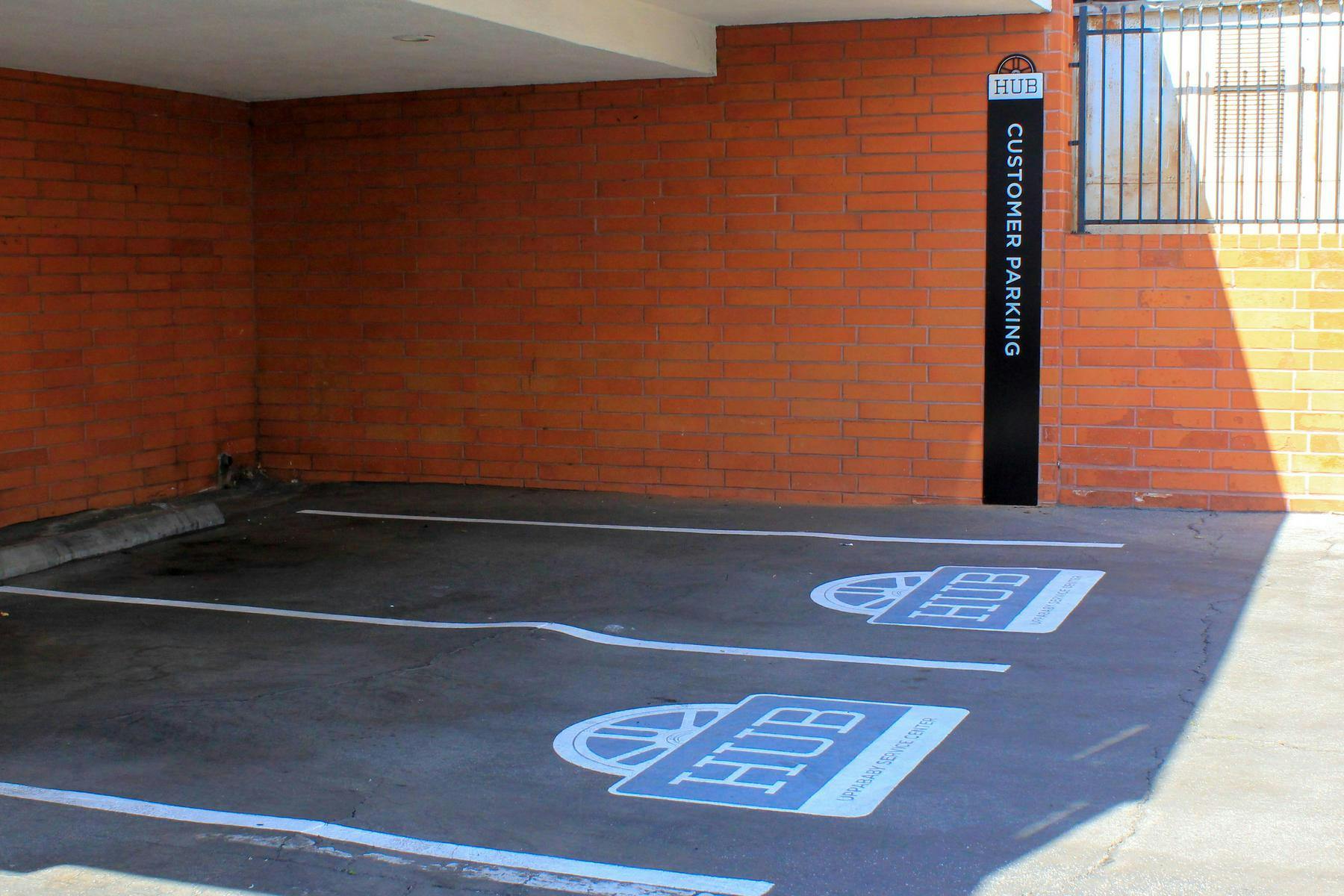 hub parking spots