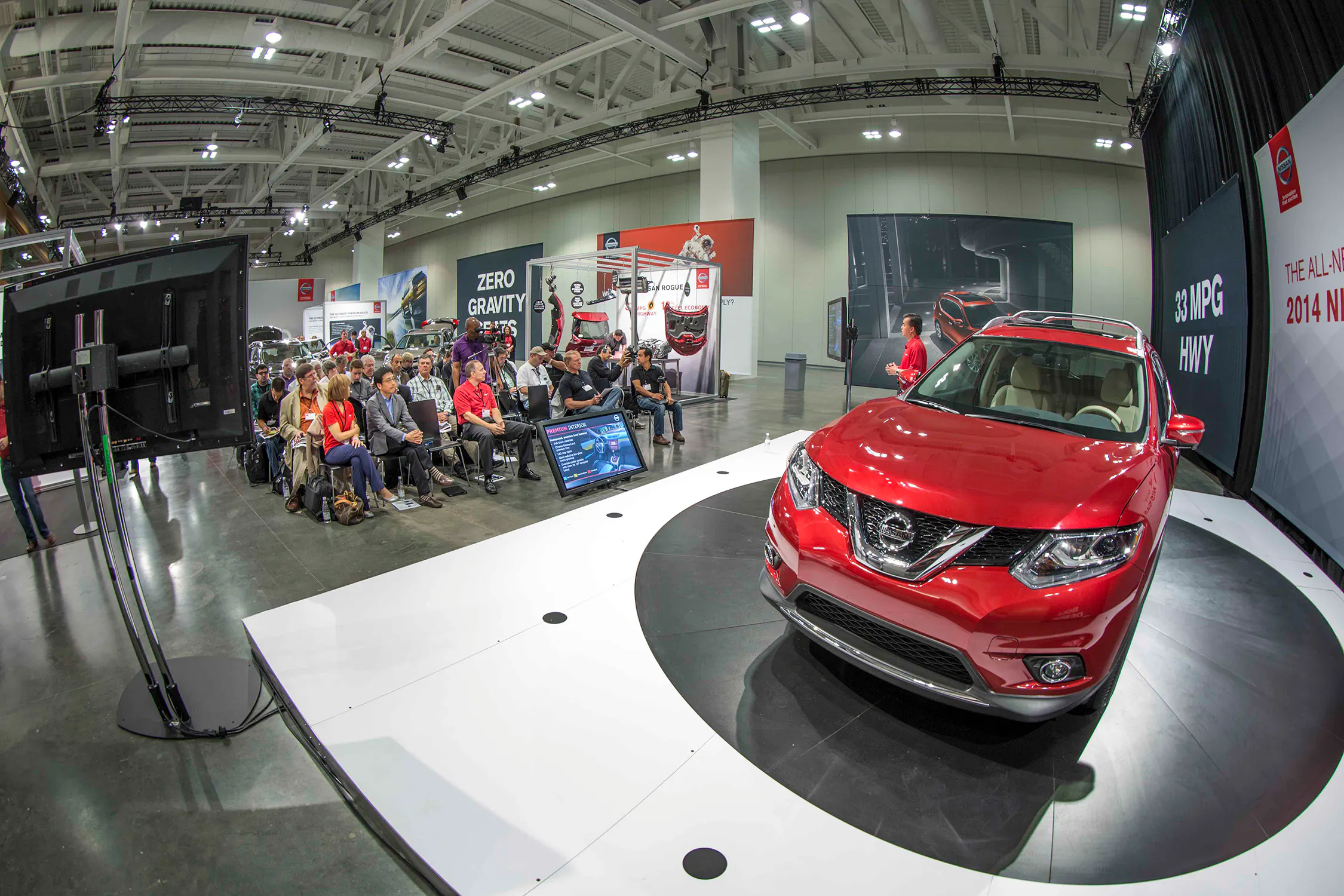 Nissan Rouge launch graphics 2