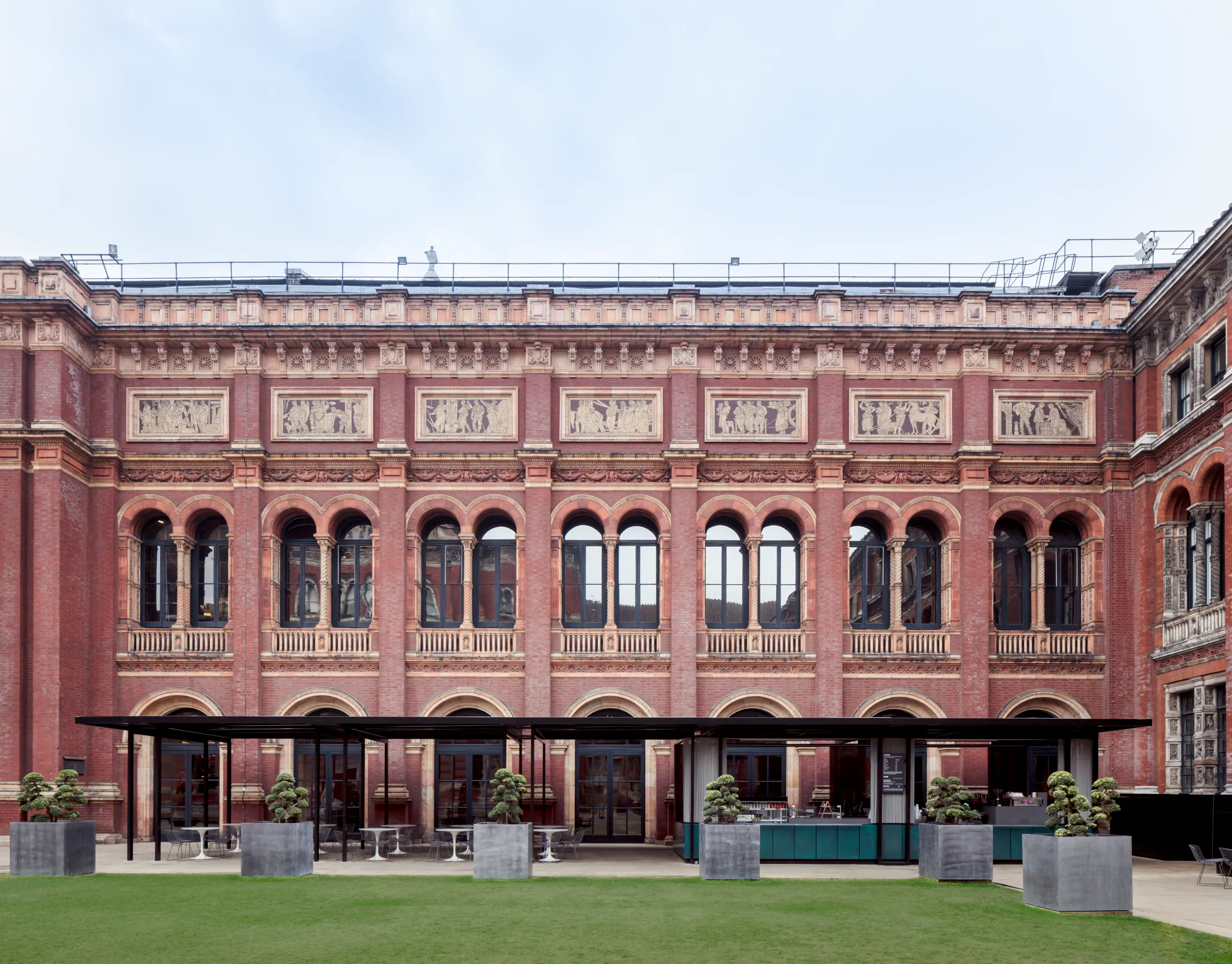 V&A Garden Café | Reed Watts