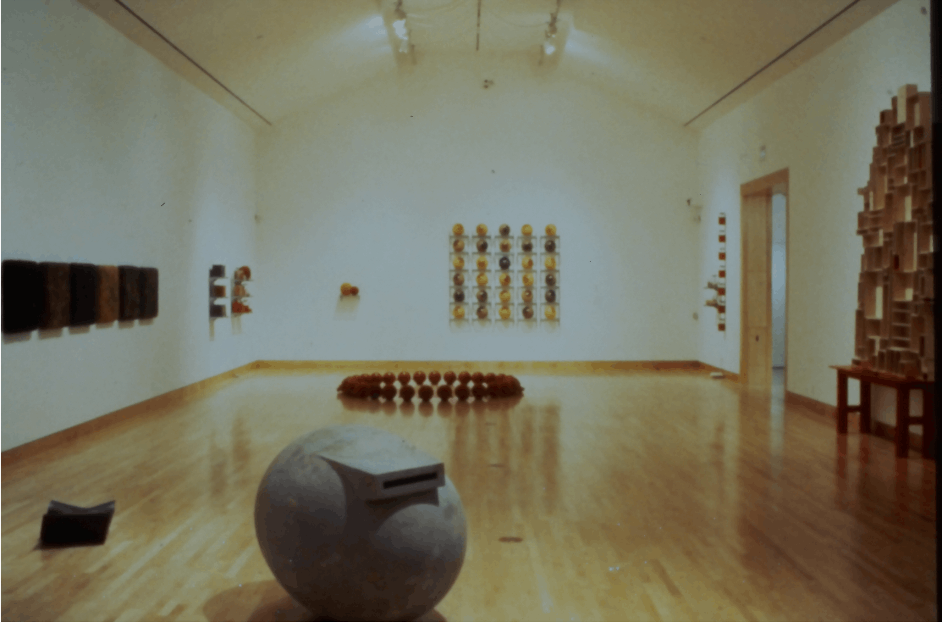Installation shot of California in 3 dimensions (gallery 2)