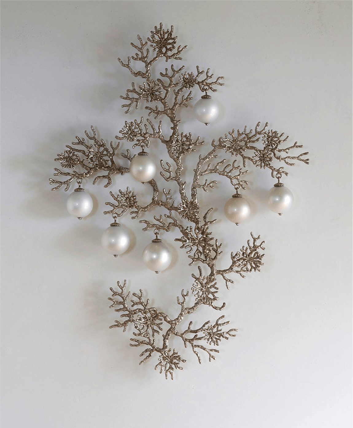 Timothy Horn Gorgonia 14 2017 nickel-plated bronze, mirrored blown glass 56 x 40 x 8 inches