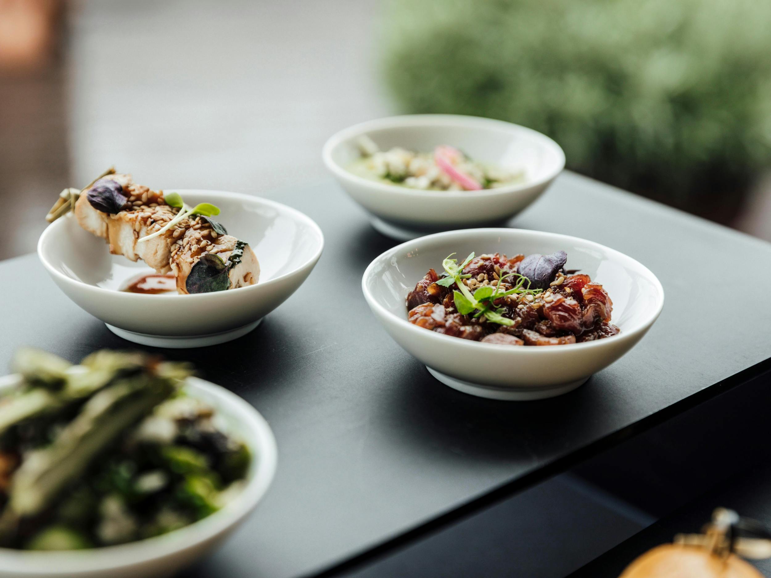 Plateaux repas et lunch box par le traiteur parisien Le Réfectoire