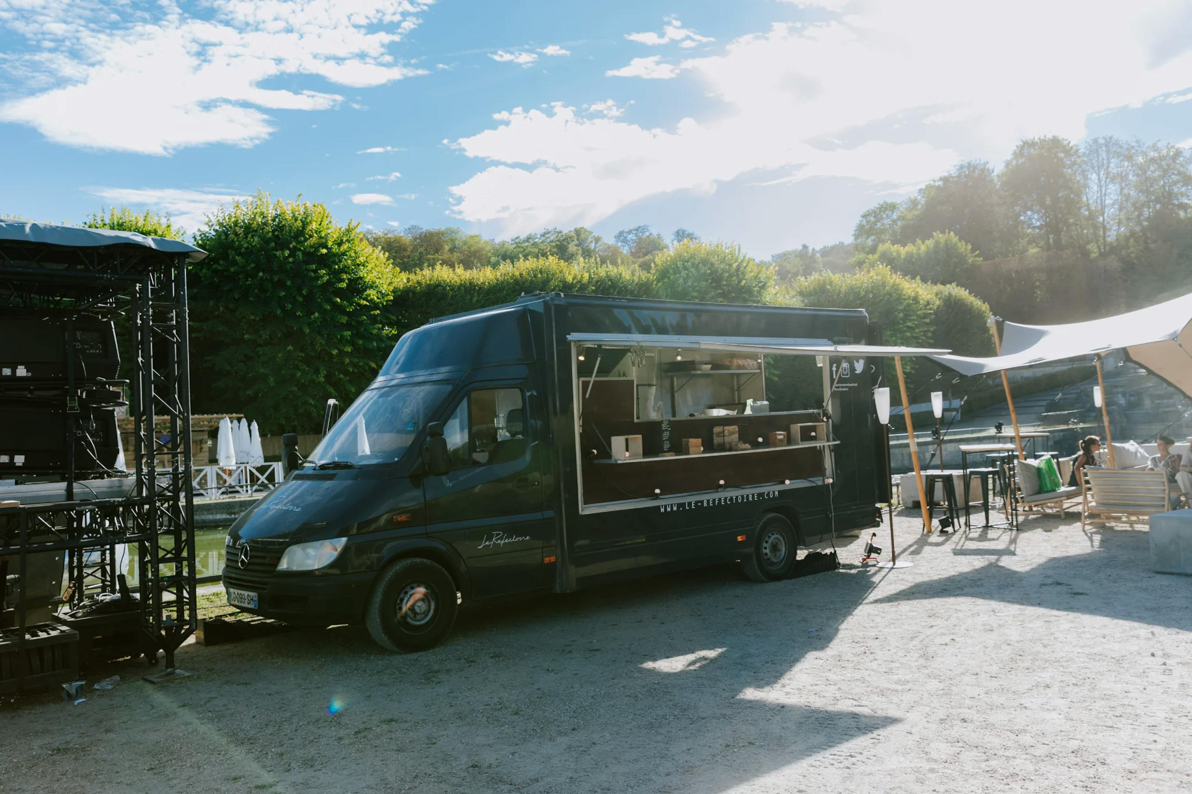 Location de foodtruck pour événement à Paris Le Réfectoire