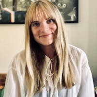 Nicole Michaelis - blog post writer