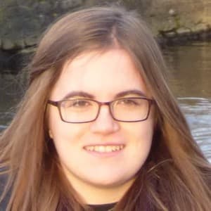 A patients headshot - Emma