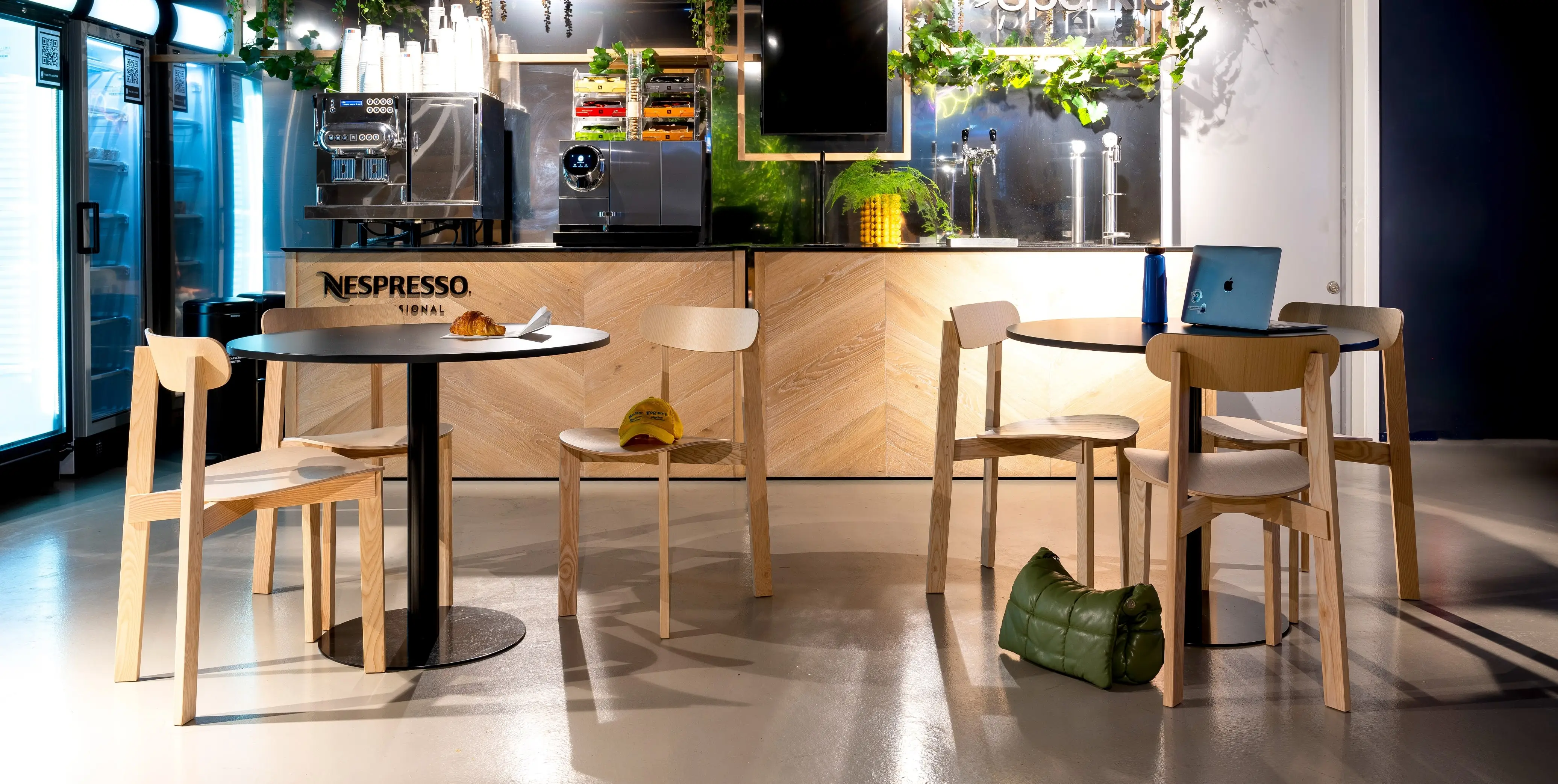 Epicenter diningroom