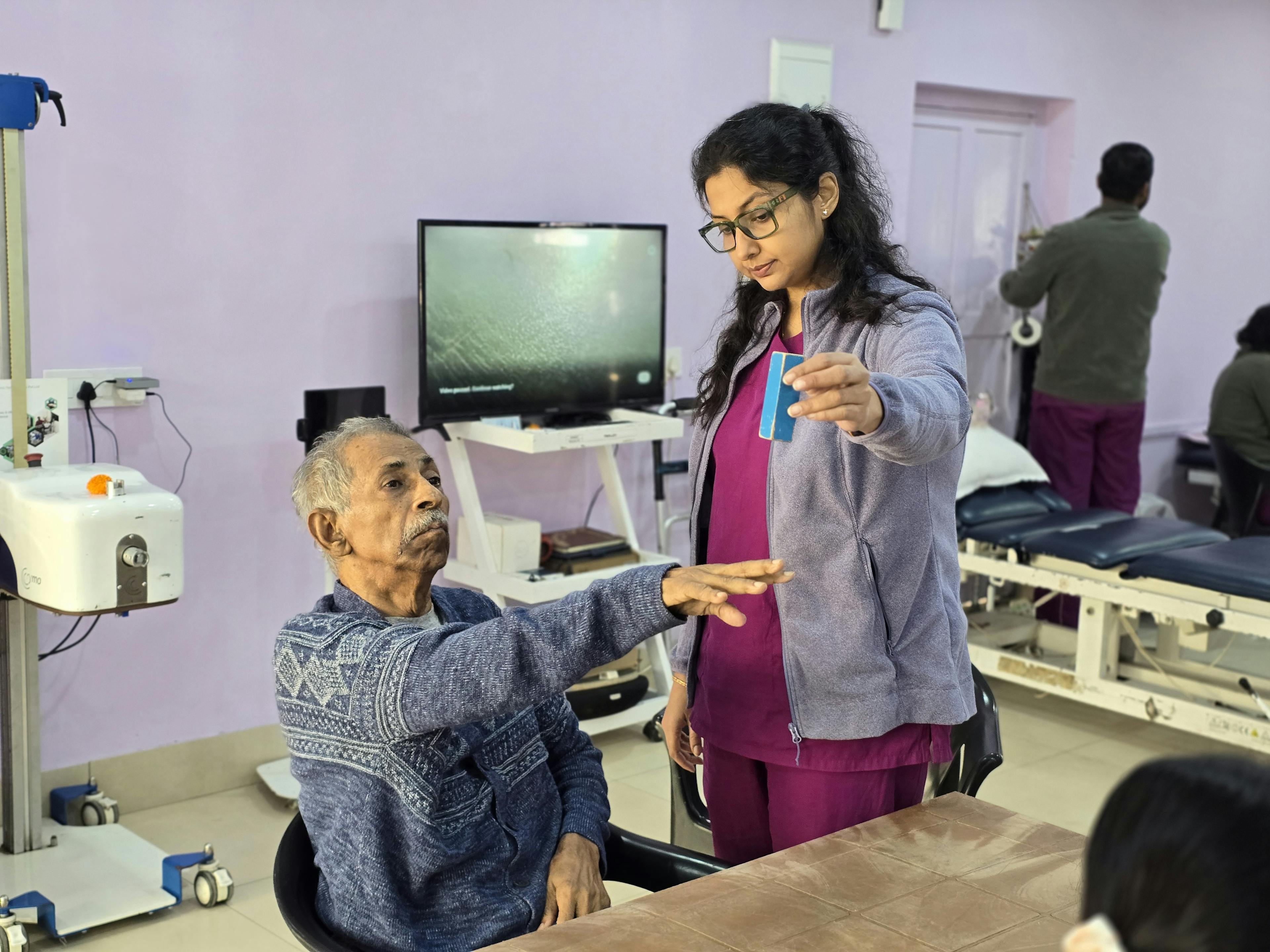 Difference Between Occupational Therapy Vs Physiotherapy: Which Is Better?