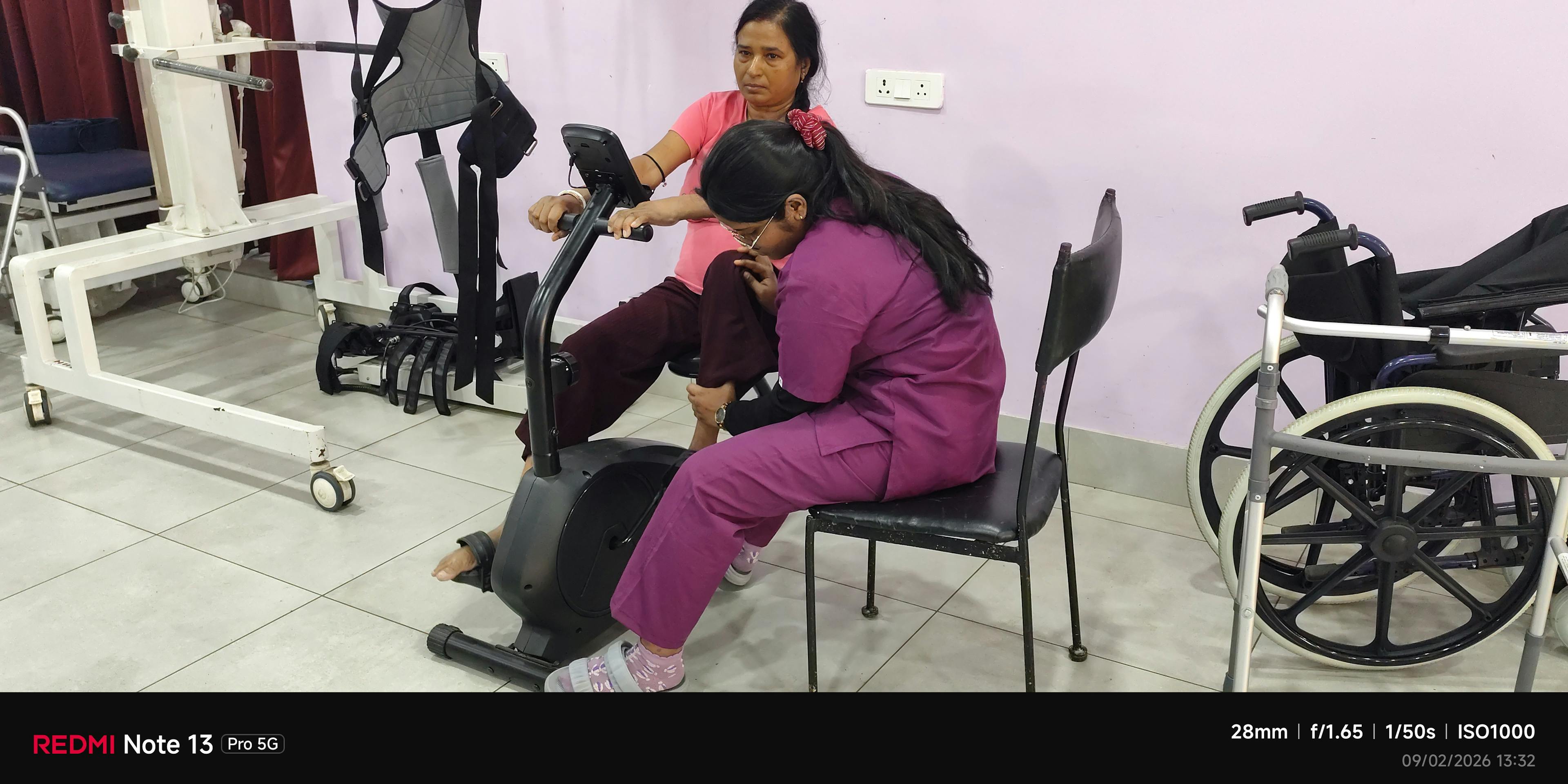 Peripheral Neuropathy Treatment in Kolkata - Book Appointment