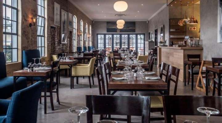 Reuben's Restaurant & Bar