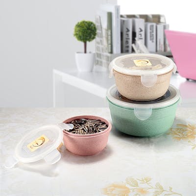 Jeden z obalů, který postoupil do užšího výběru.