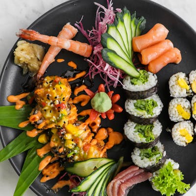 Špatné oříznutí fotky (Zdroj: Canva gallery)