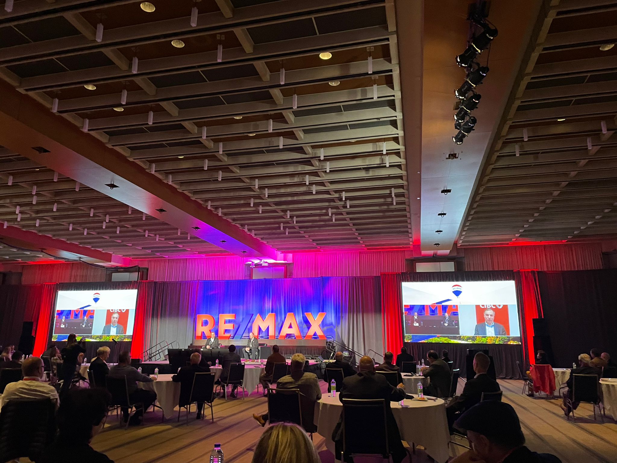 RE/MAX Brokers in Canada Gather for the First Time as One Region | RE ...