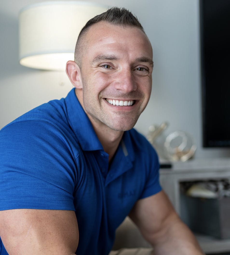 Meet the Two RE/MAX Agents Named ‘Rookie of the Year’ Finalists by