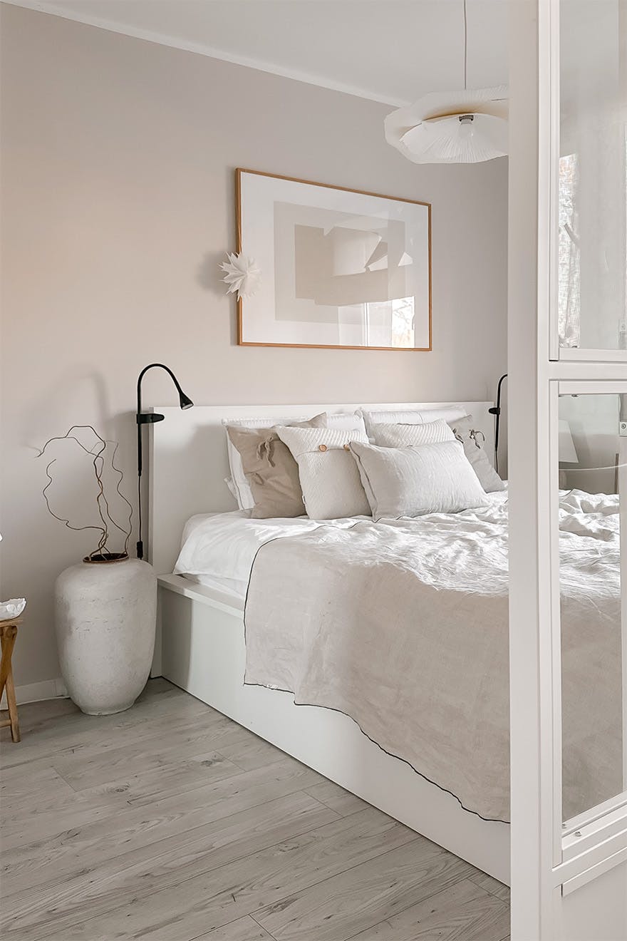 Schlafzimmer in natürlichen hellen Farben