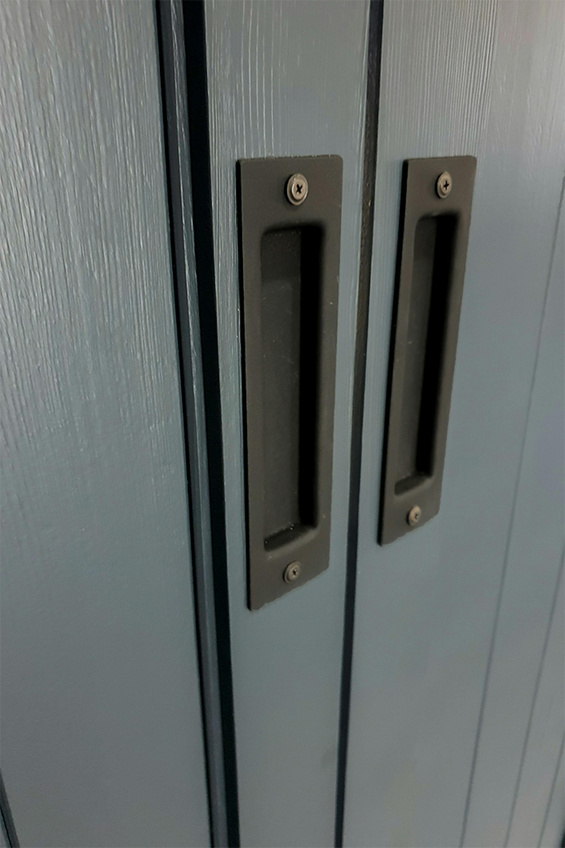 poignées noires pour portes coulissantes