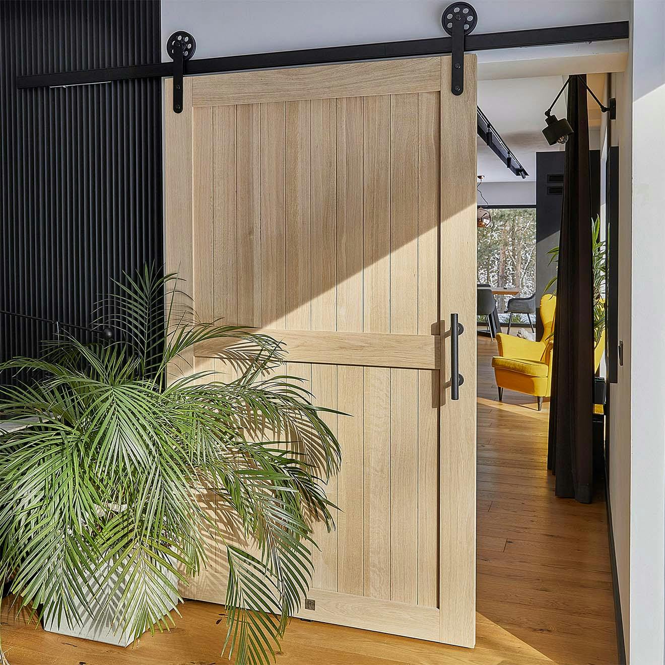 Schiebetüren aus Eiche in Naturfarbe