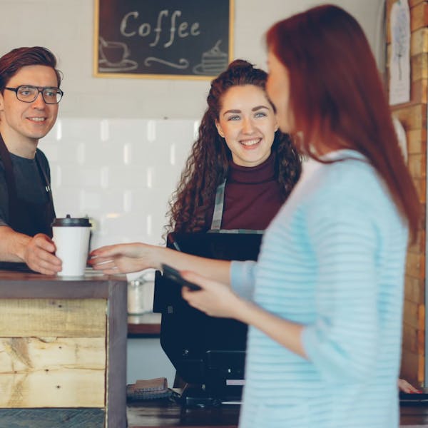 Изображение Как сократить текучку кадров в общепите