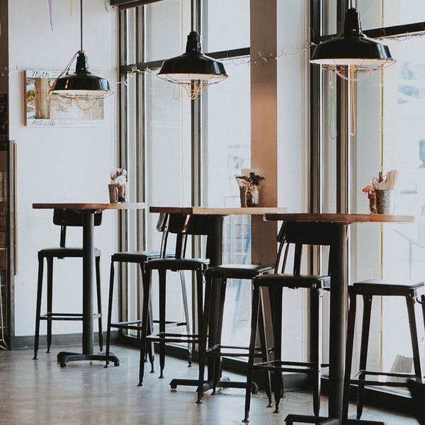 Изображение Как приучить работников БЦ обедать в столовой?