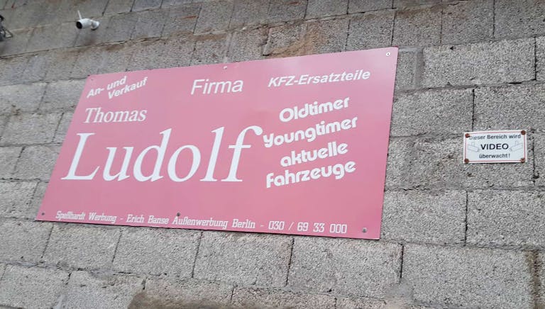 Unternehmensschild der Ludolfs Unternehmensschild der Ludolfs