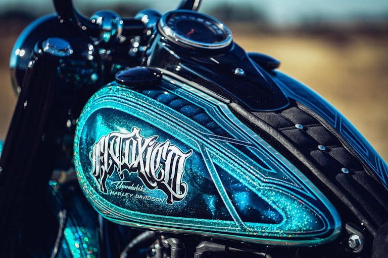 Lackierarbeit von Christian Rupcic mit Metallic Partikeln im Lack Lackierarbeit von Christian Rupcic mit Metallic Partikeln im Lack