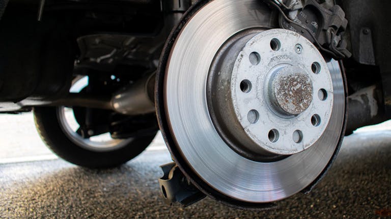 Neue Bremsscheibe montiert