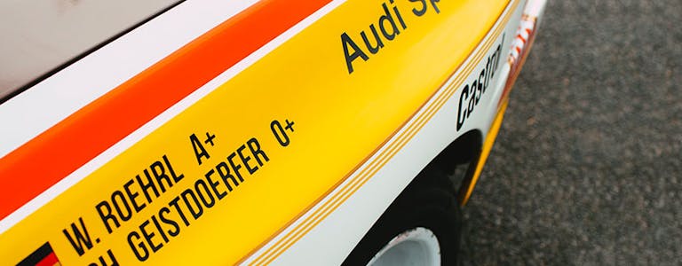 Audi mit Fahrer Walter Röhrl Audi mit Fahrer Walter Röhrl