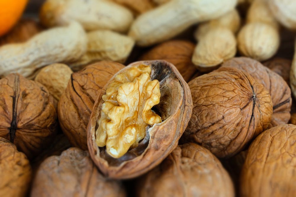 tips to balance hormones naturally