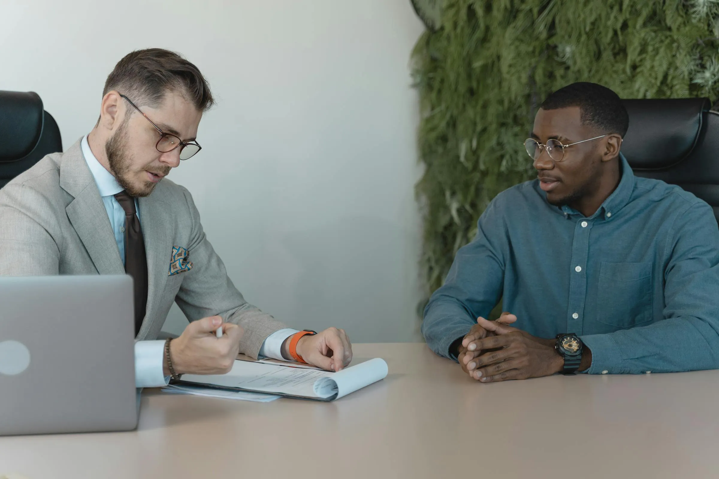 A 4-hour protocol that separates real seniors from inflated resumes