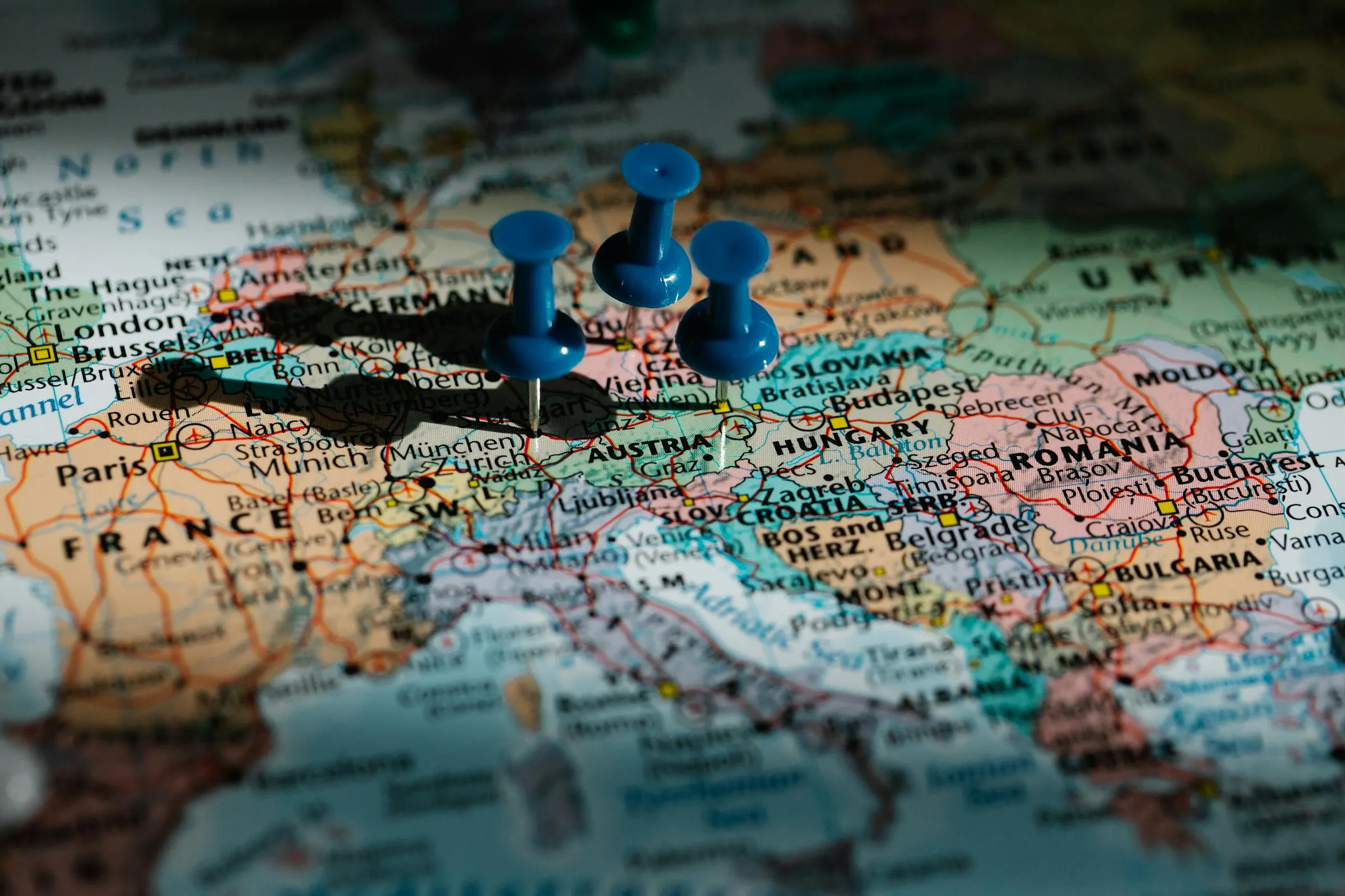 Cost, timezone, seniority, culture, and compliance aligned on one side in 2026