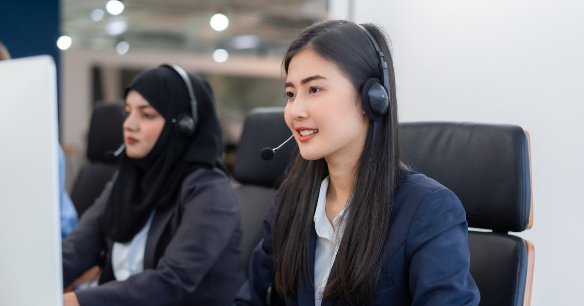 Customer Service Representative Job Description, Salary, Qualification