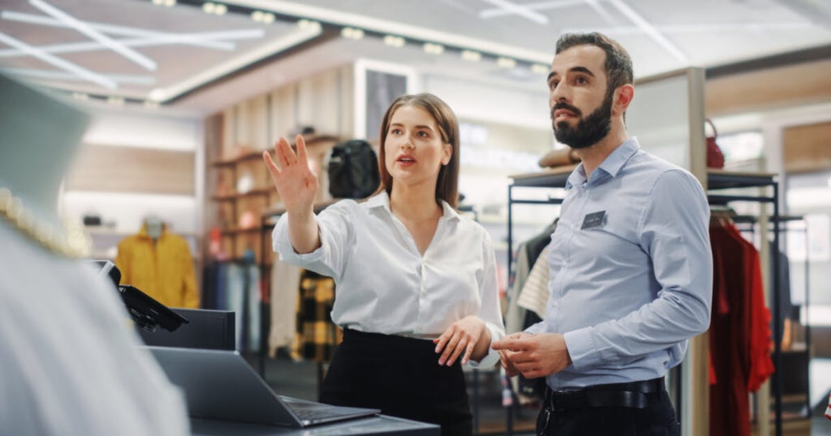 retail-assistant-job-description-salary-and-skills-needed