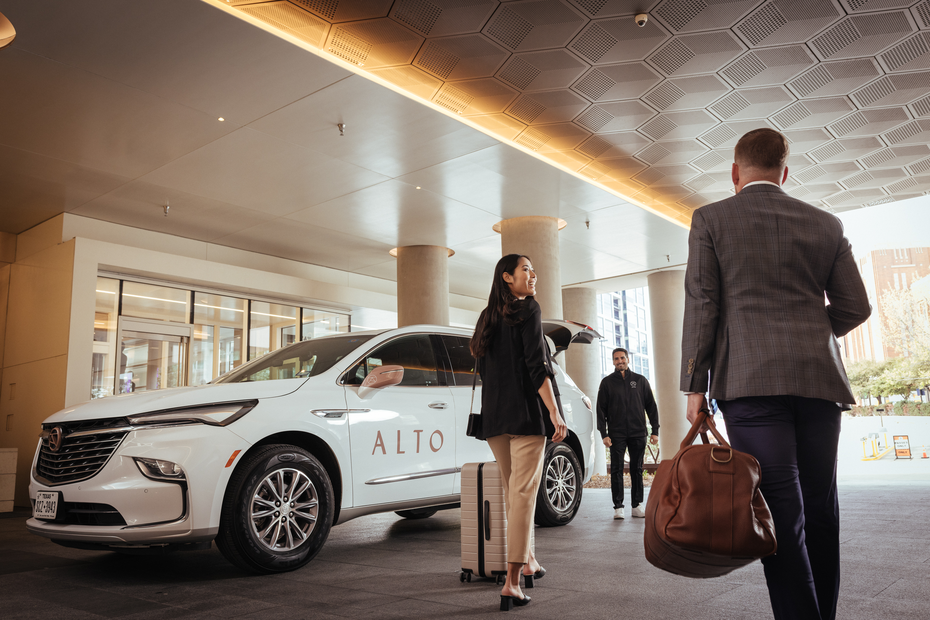 HOU Airport Car Service | HOU Rideshare Pickup