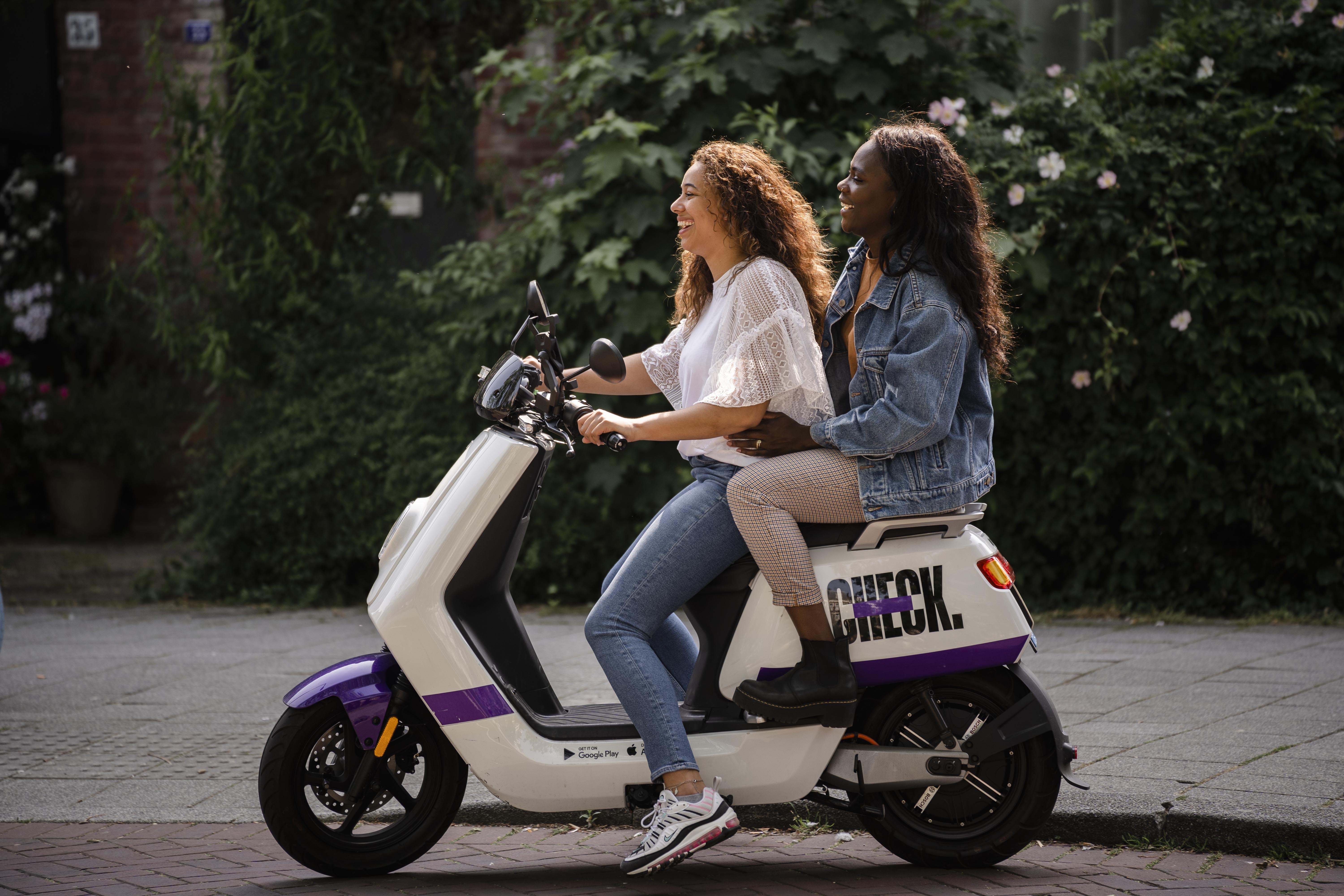 Check | CHECK DRAAGT BIJ AAN LEEFBARE STEDEN