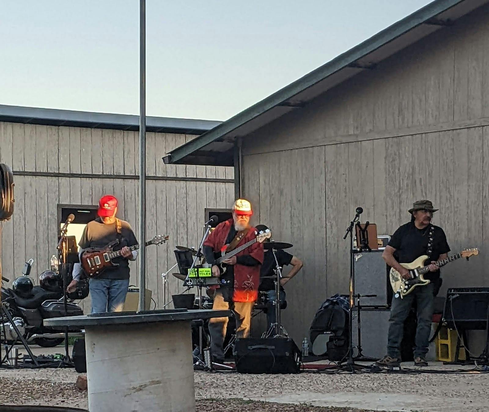 white mountains, live music, pinetop lakeside