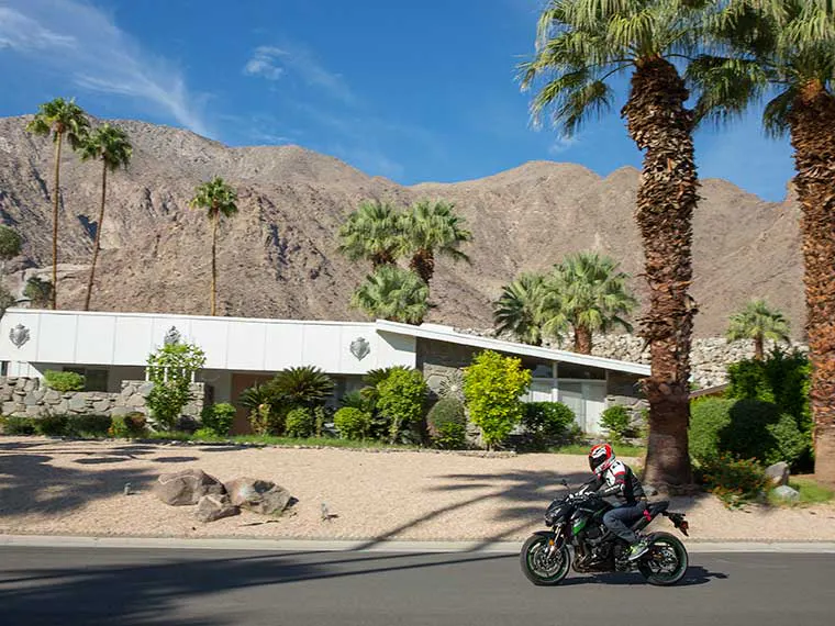 Motocicleta Kawasaki em Palm Springs