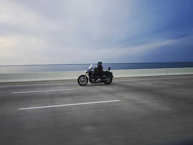 5 rutas y paseos en moto cerca de Tampa, Florida con un alquiler de motocicletas de Riders Share, una compañía de alquiler de motocicletas entre pares (peer-to-peer).