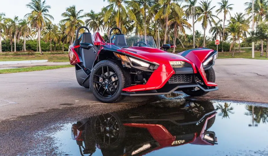 oguía de polaris slingshot para comprar y alquilar