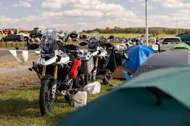 equipamento de motocicleta overland expo, exibição personalizada