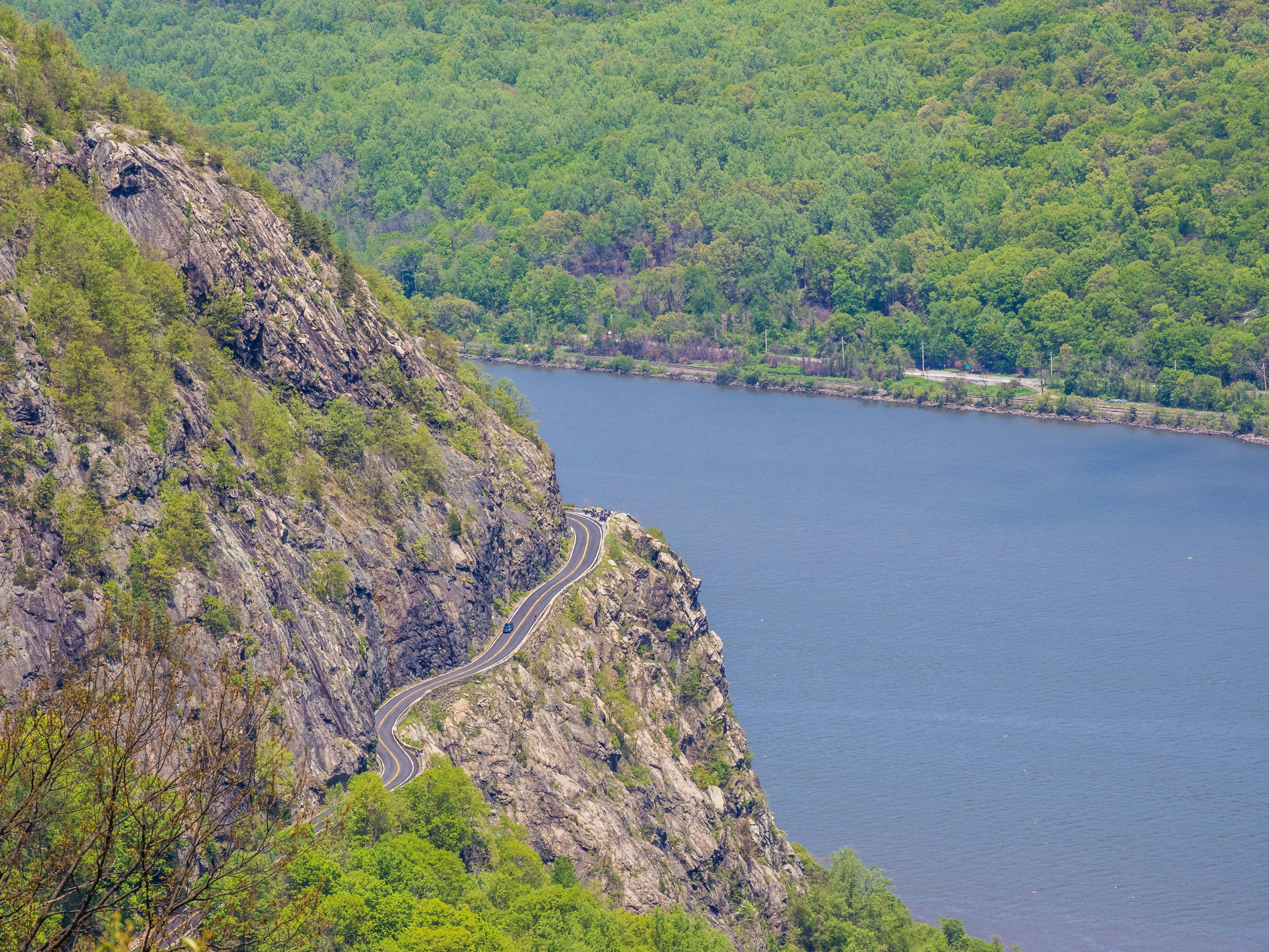 Scenic motorcycle route through Storm King Valley on the Hudson River