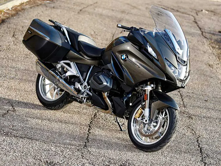 Moto urbana BMW.