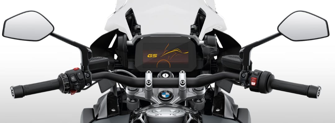 stock picture of control panel on a bmw r1250gs best bmw motorcycles for touring and long rides