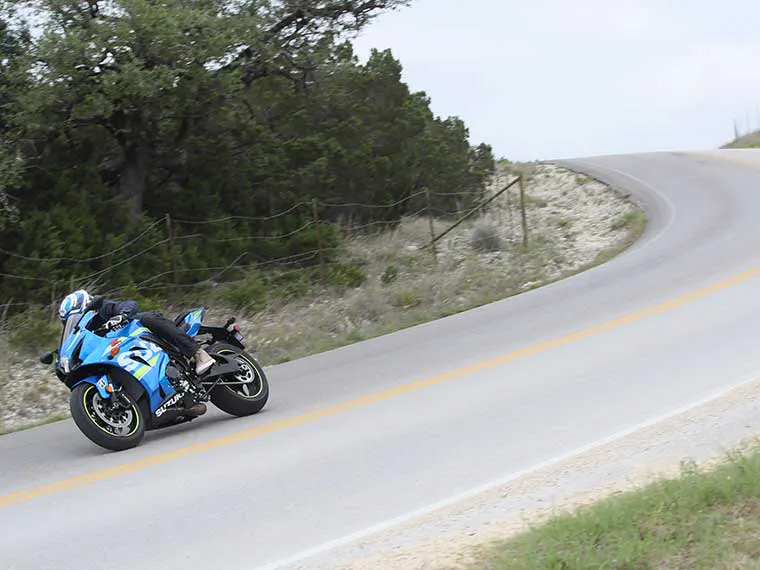 Rutas motociclistas por Texas Hill Country con alquiler de motocicletas en Riders Share