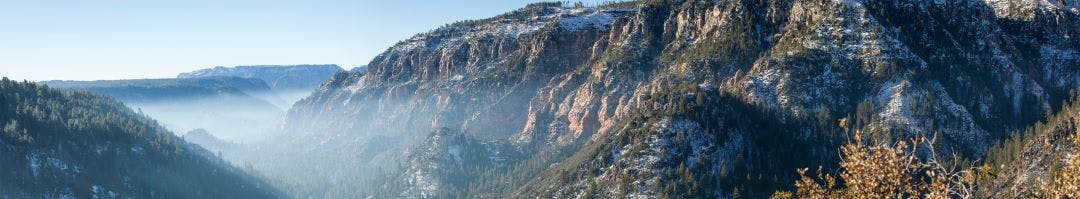 picture of oak creek canyon in the winter route options for road trip from phoenix to the grand canyon