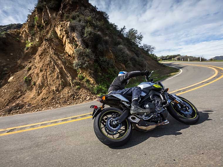 Rented Yamaha motorcycle ridden near San Francisco.