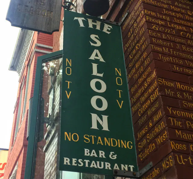 El Saloon es un lugar tradicional por donde pasar