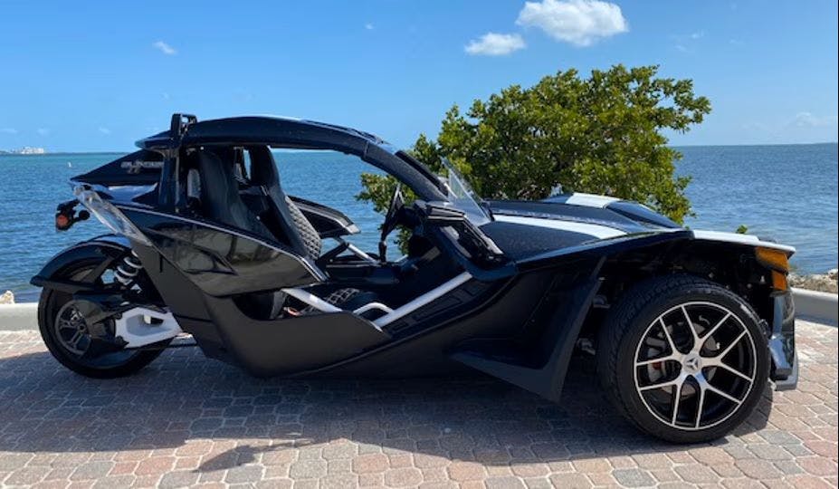 Example of a 2019 Polaris Slingshot Grand Touring currently for rent on Riders Share in Miami