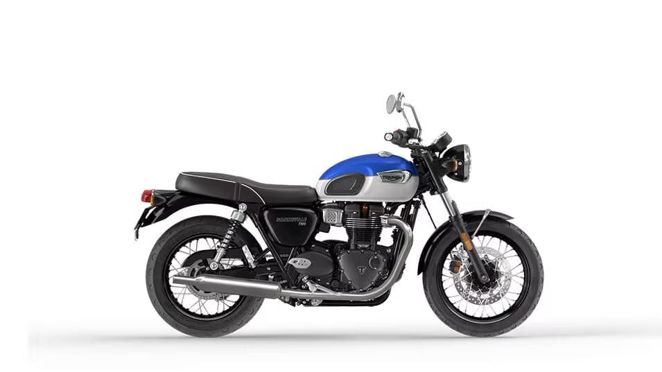 image of a best starter motorcycle for women - triumph bonneville